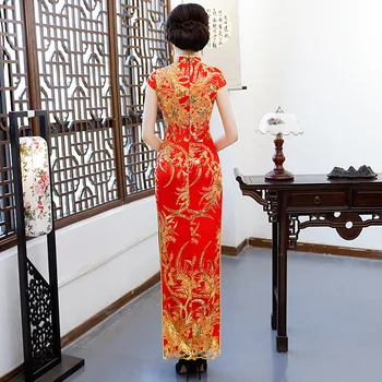 Crveno donje duga haljina Cheongsam za plemenite mlade poboljšana verzija za nastupe na postolje suptilno seksi haljina u kineskoj tradiciji Ципао