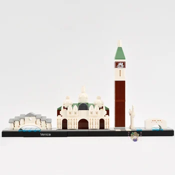 Arhitektura Venecija je grad, a Skup sastavnih blokova Toranj Zgrade cigle, pogled na ulicu grada Prikupiti igračke za dječje darove